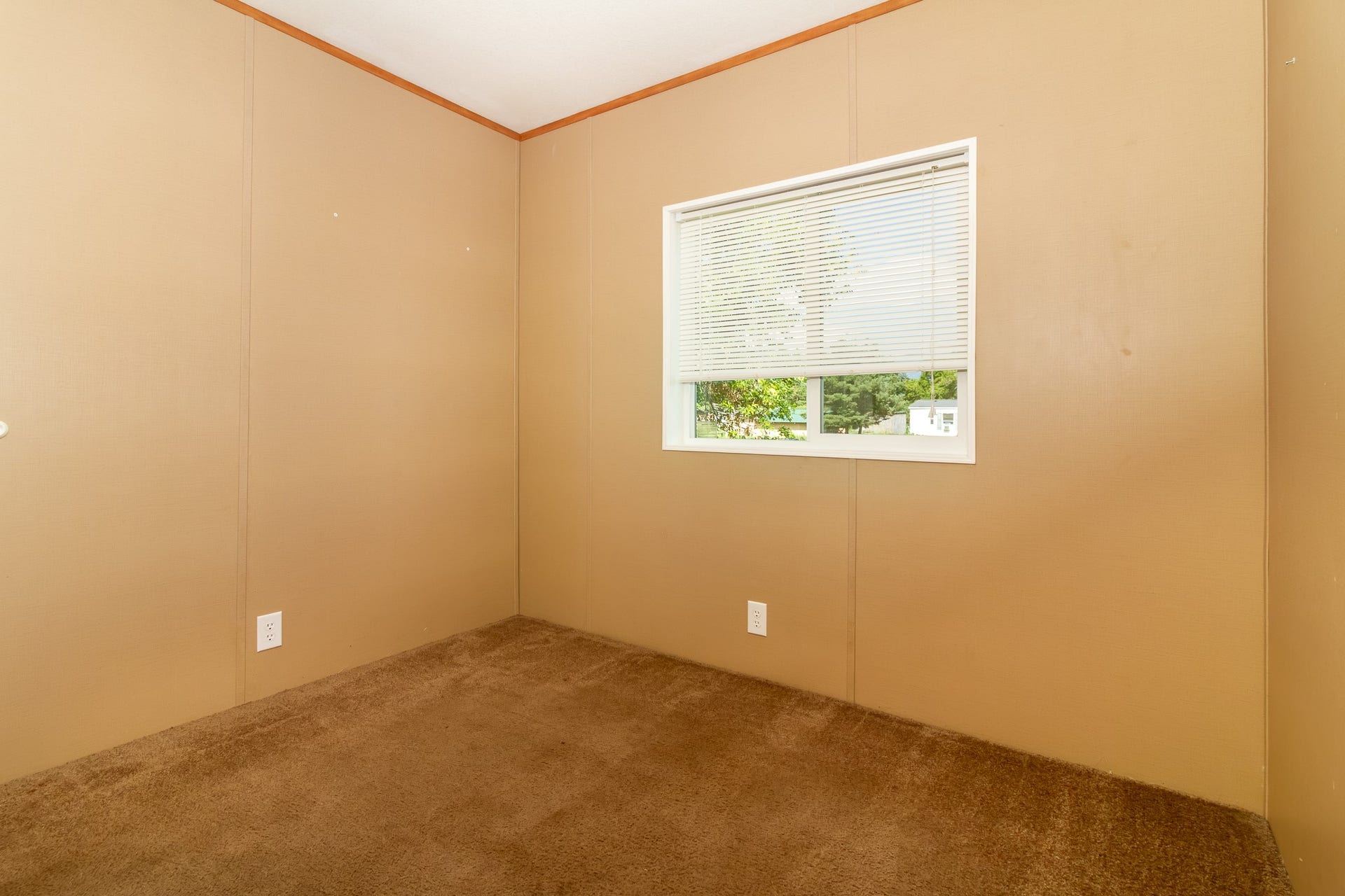 220 Gunsite Loop, Kalispell, MT 59901 Bedroom 1