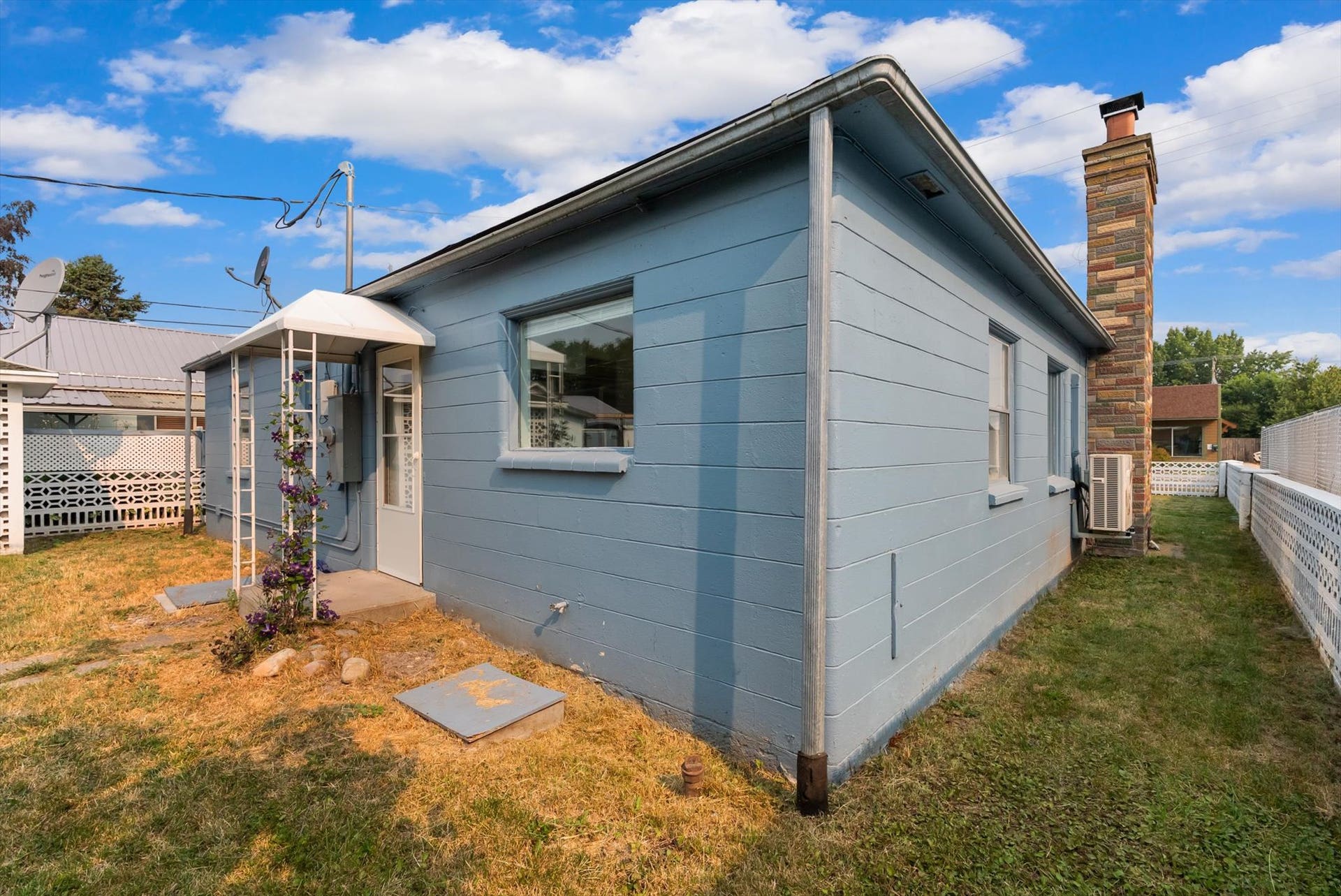 5 7th Avenue W, Polson, MT 59860 5 7th Avenue W, Polson, MT 59860