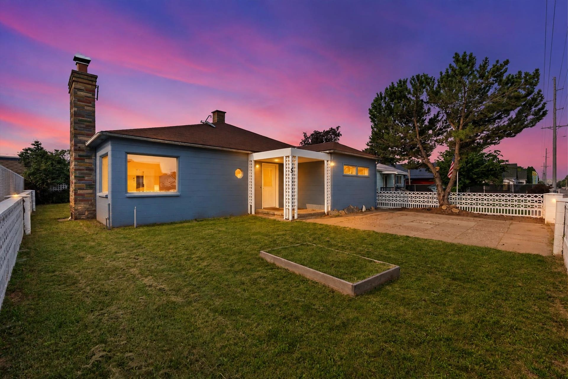 5 7th Avenue W, Polson, MT 59860 5 7th Avenue W, Polson, MT 59860