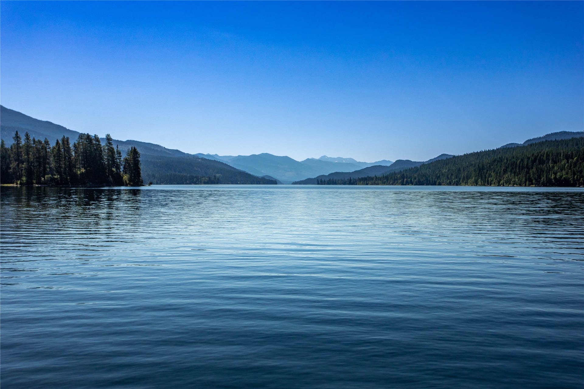 28013 Swan Cove Drive, Bigfork, MT 59911