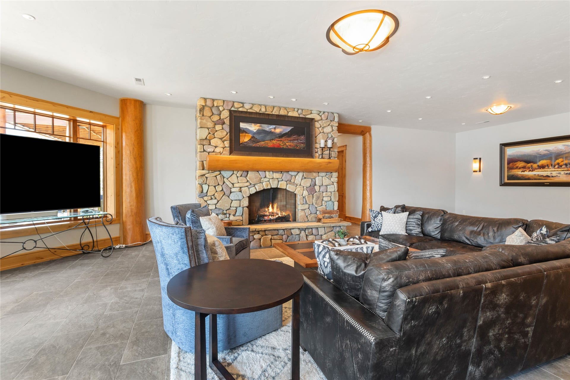 28013 Swan Cove Drive, Bigfork, MT 59911