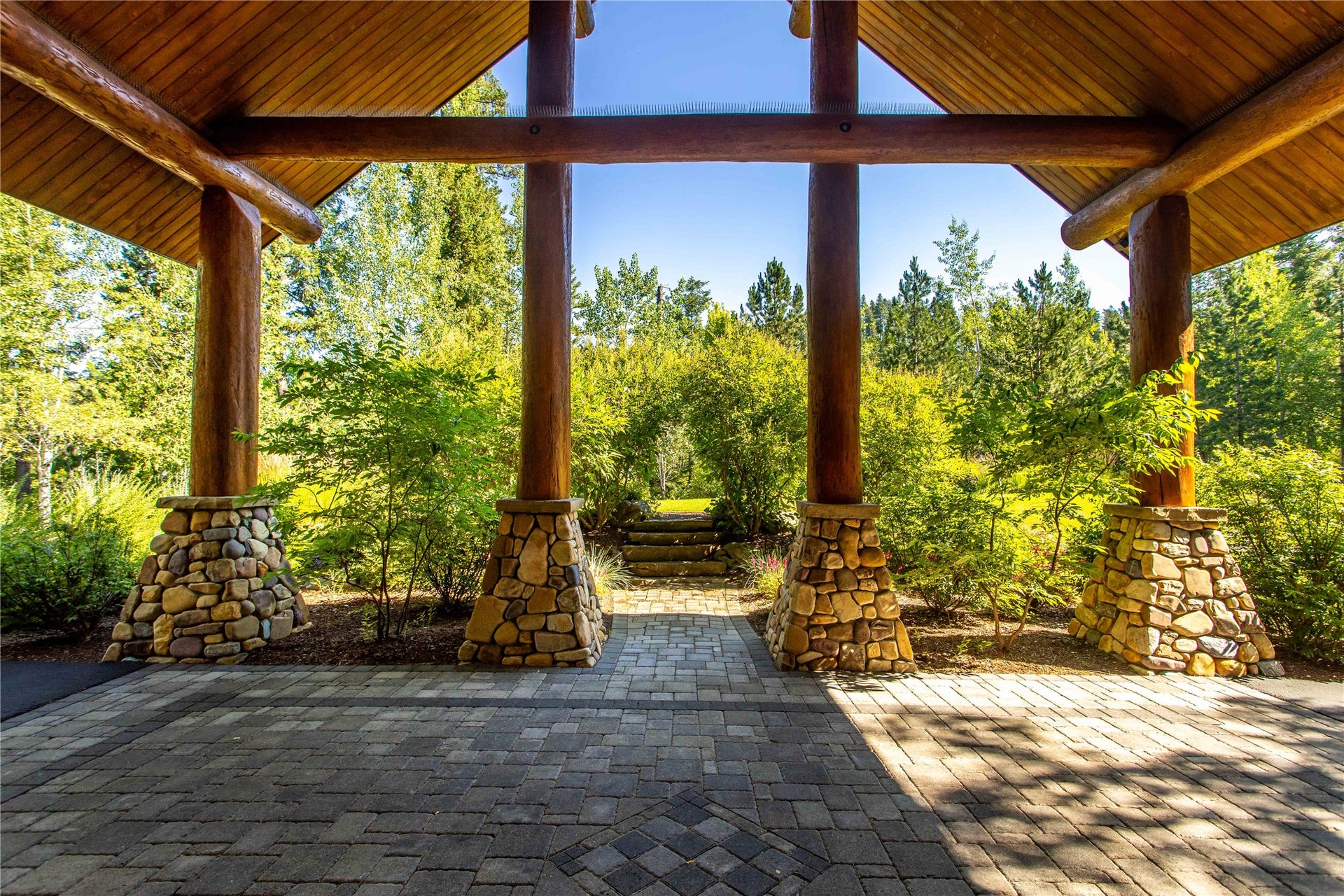 28013 Swan Cove Drive, Bigfork, MT 59911