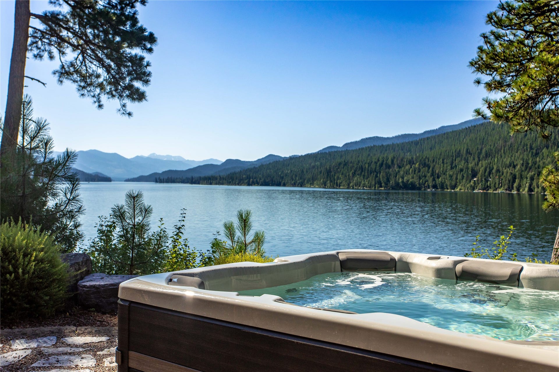 28013 Swan Cove Drive, Bigfork, MT 59911