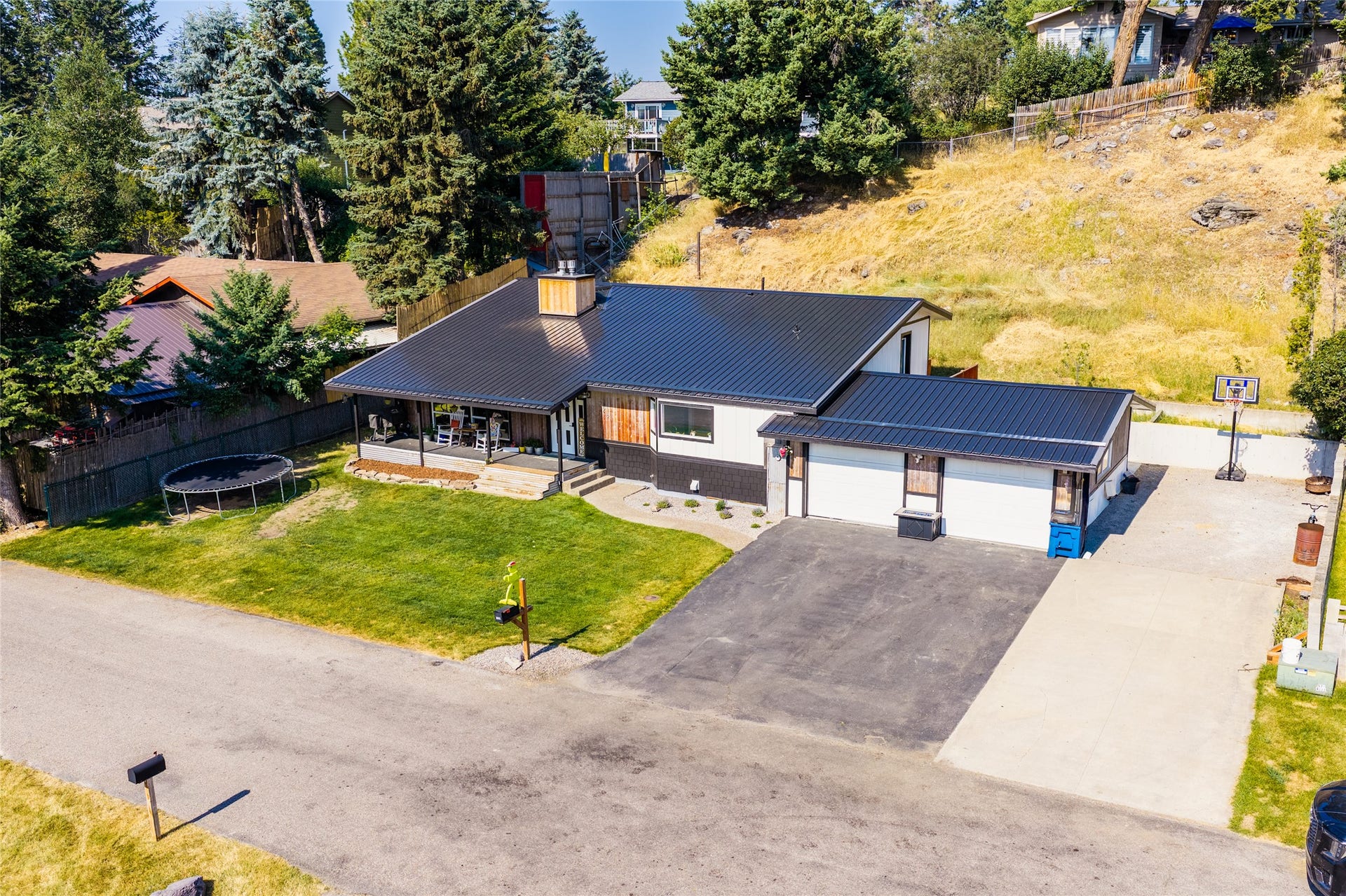 228 Lake Hills Court, Bigfork, MT 59911