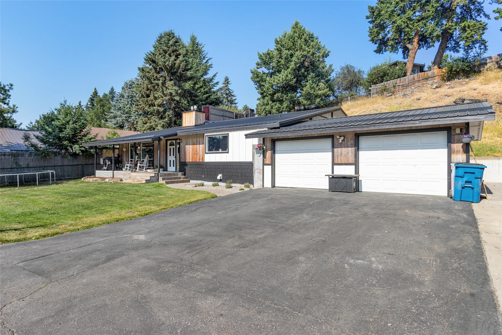 228 Lake Hills Court, Bigfork, MT 59911