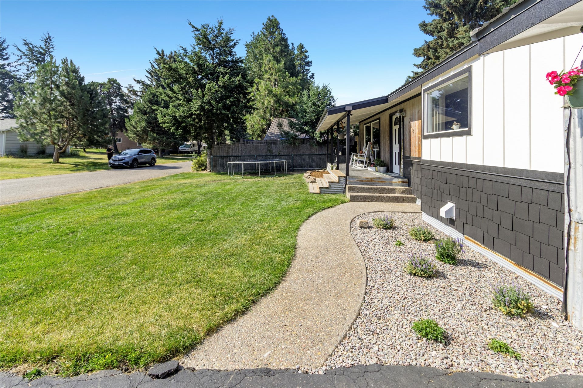 228 Lake Hills Court, Bigfork, MT 59911