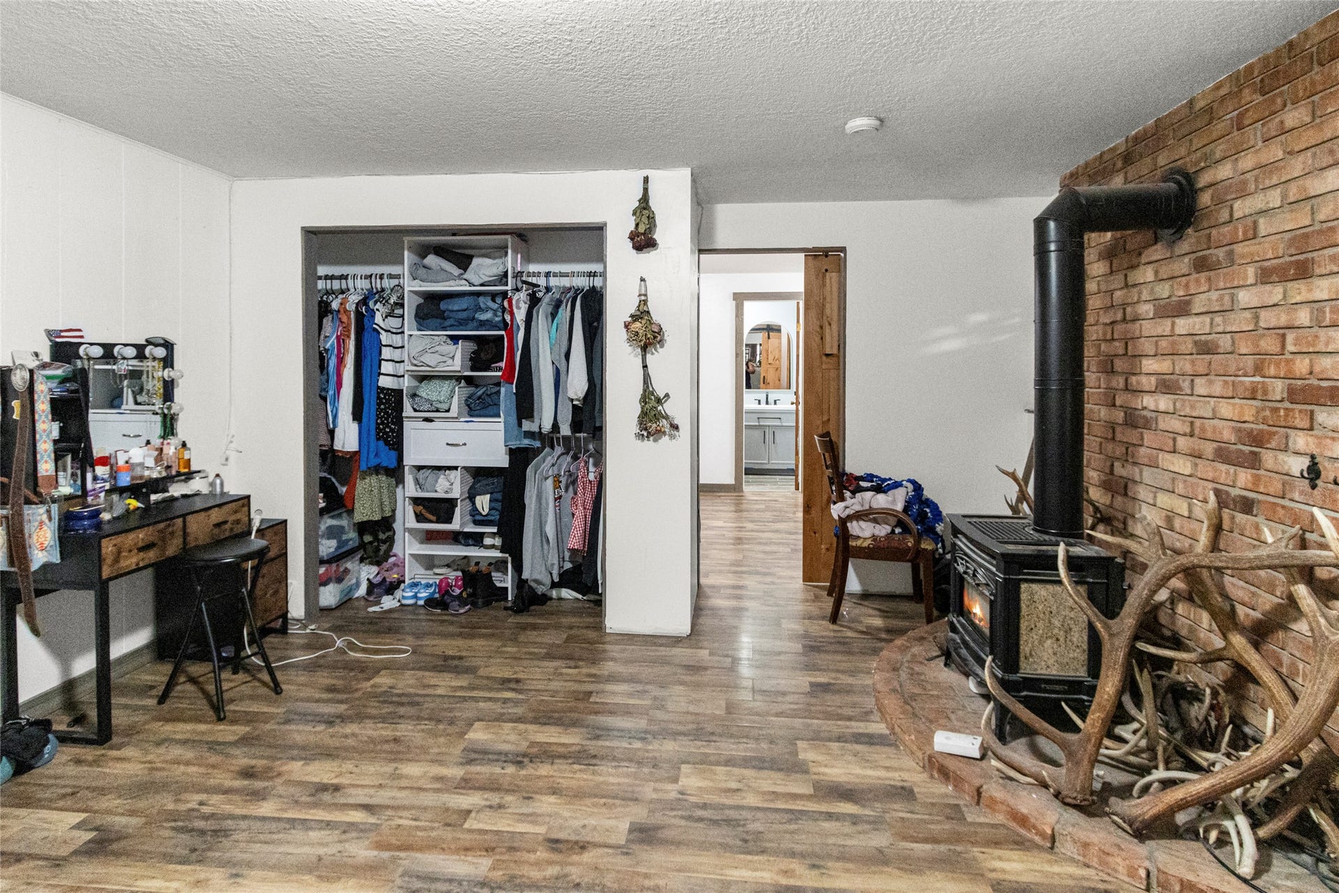 228 Lake Hills Court, Bigfork, MT 59911