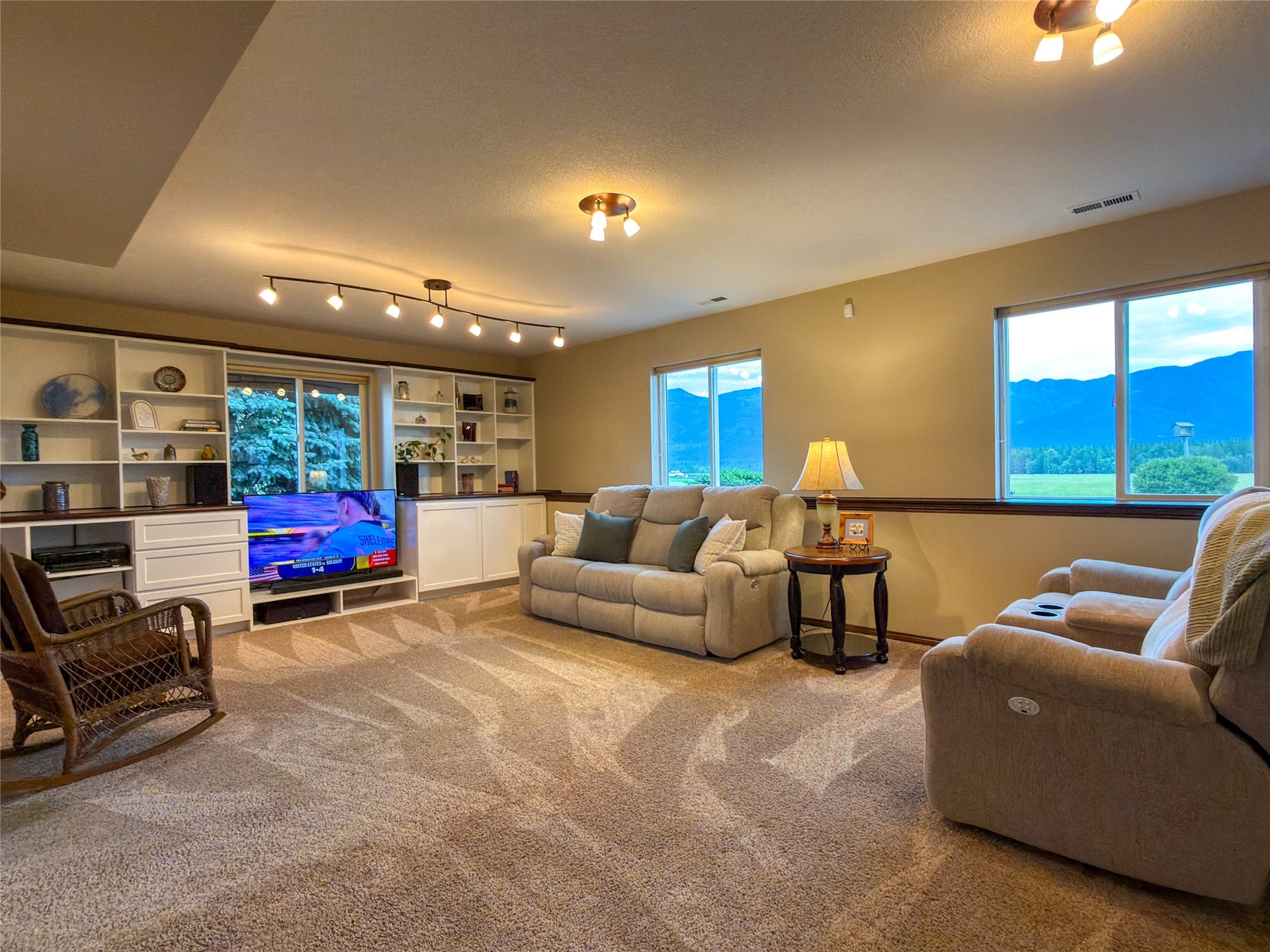 285 Swan River Road, Bigfork, MT 59911 285 Swan River Road, Bigfork, MT 59911