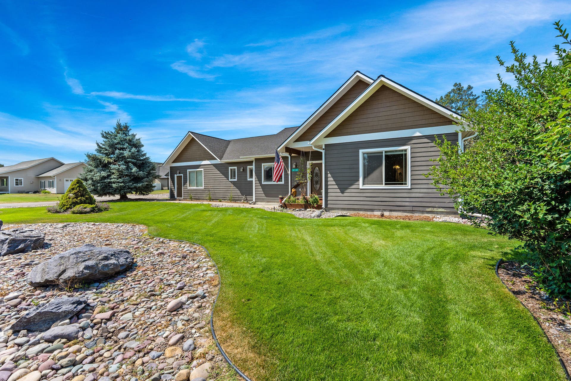 214 O'Brien Terrace N, Bigfork, MT 59911 Beautifully landscaped