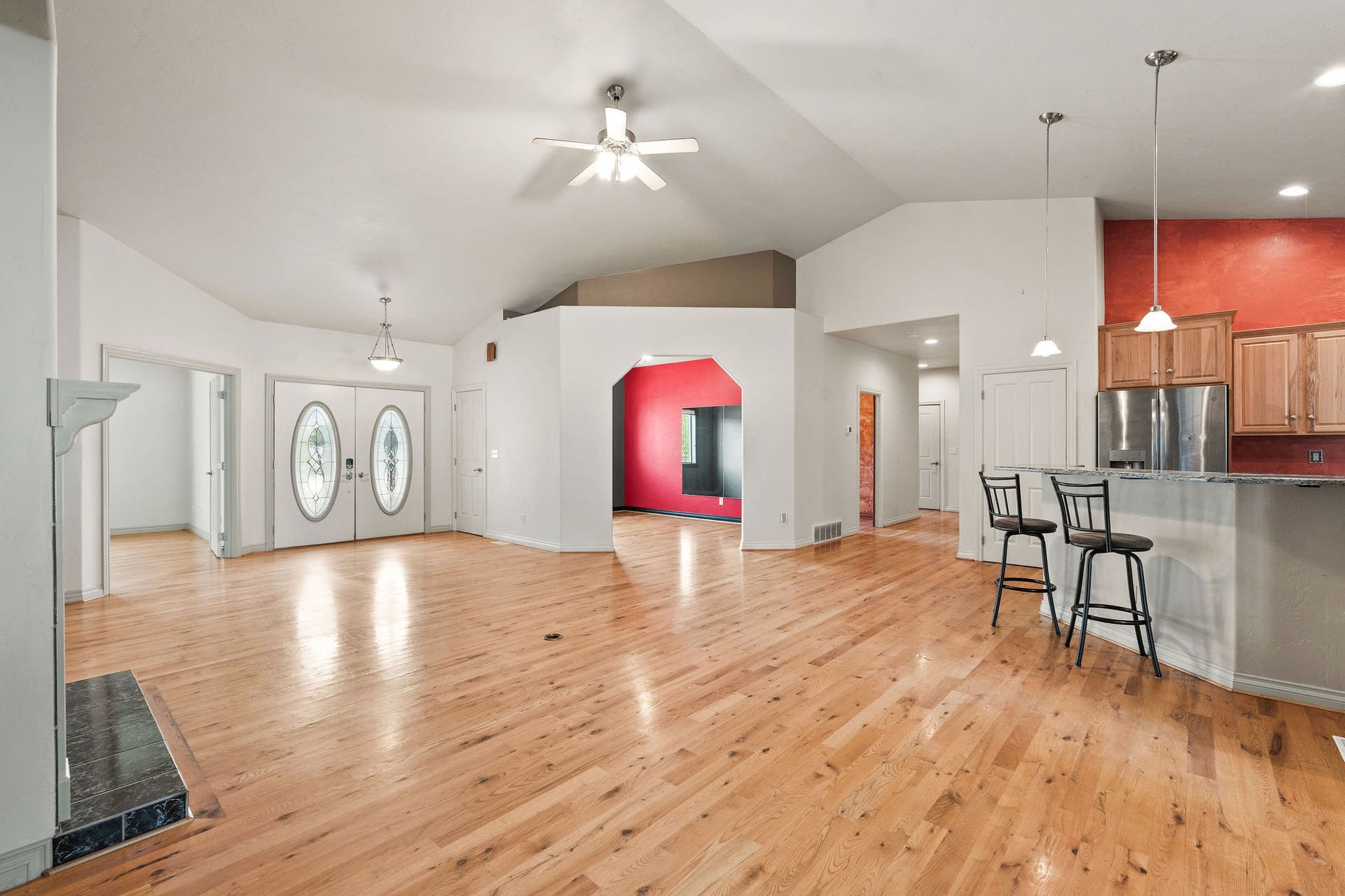 214 O'Brien Terrace N, Bigfork, MT 59911 Ceiling fan