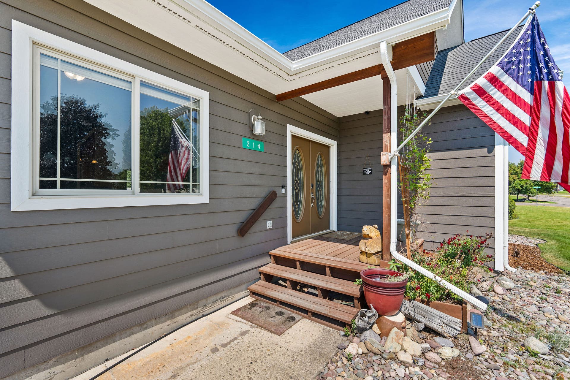 214 O'Brien Terrace N, Bigfork, MT 59911 Covered wood porch entry