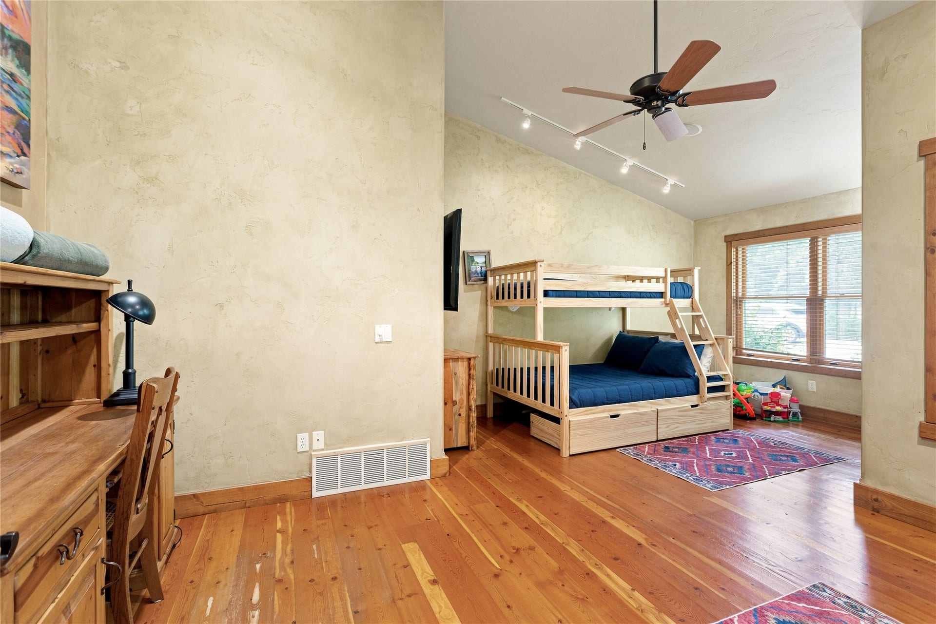 29545 Drifting Way, Bigfork, MT 59911 29545 Drifting Way, Bigfork, MT 59911