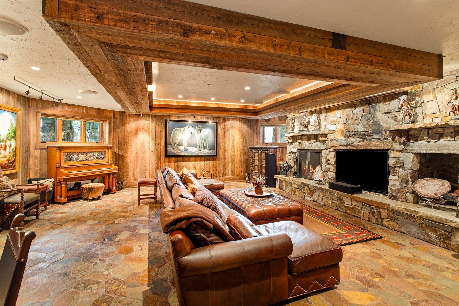 12890 Carney Ranch Road, Bigfork, MT 59911 12890 Carney Ranch Road, Bigfork, MT 59911
