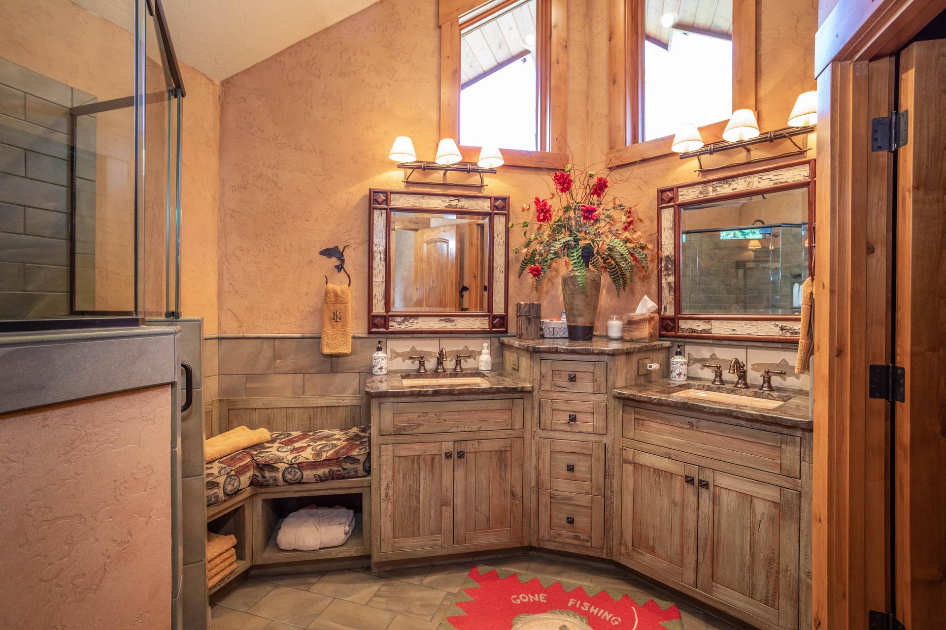 12890 Carney Ranch Road, Bigfork, MT 59911 12890 Carney Ranch Road, Bigfork, MT 59911