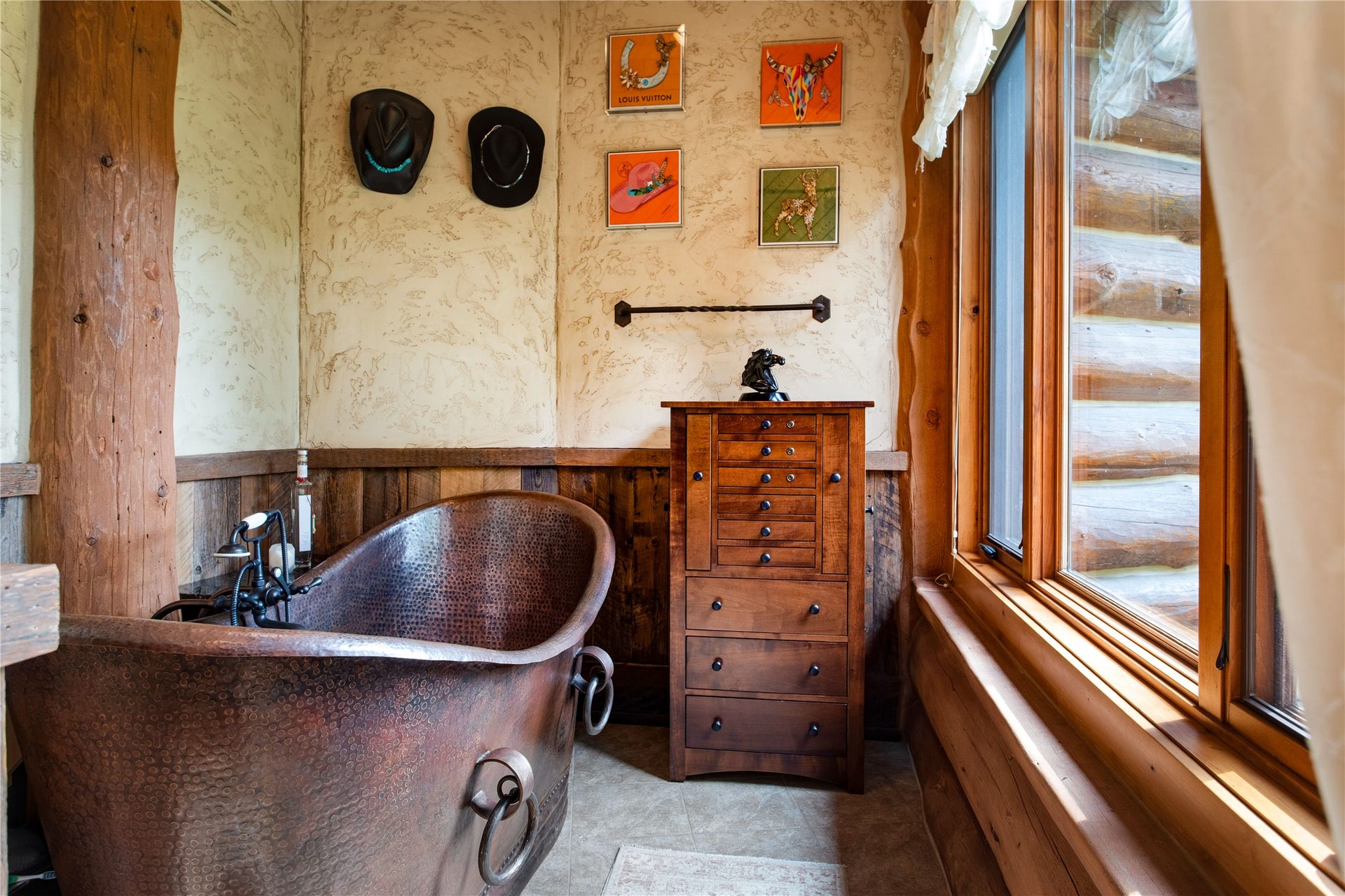 12890 Carney Ranch Road, Bigfork, MT 59911 Soak away your cares