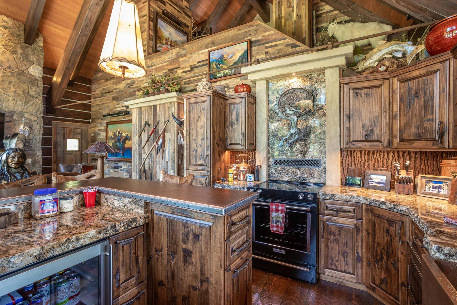 12890 Carney Ranch Road, Bigfork, MT 59911 12890 Carney Ranch Road, Bigfork, MT 59911