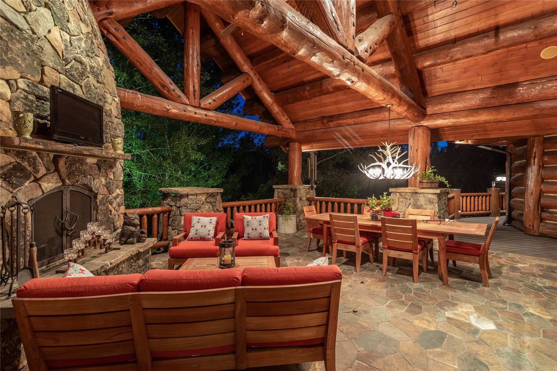 12890 Carney Ranch Road, Bigfork, MT 59911 12890 Carney Ranch Road, Bigfork, MT 59911