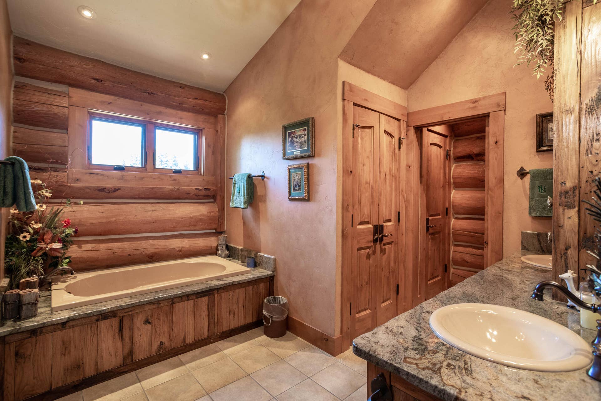 12890 Carney Ranch Road, Bigfork, MT 59911 12890 Carney Ranch Road, Bigfork, MT 59911