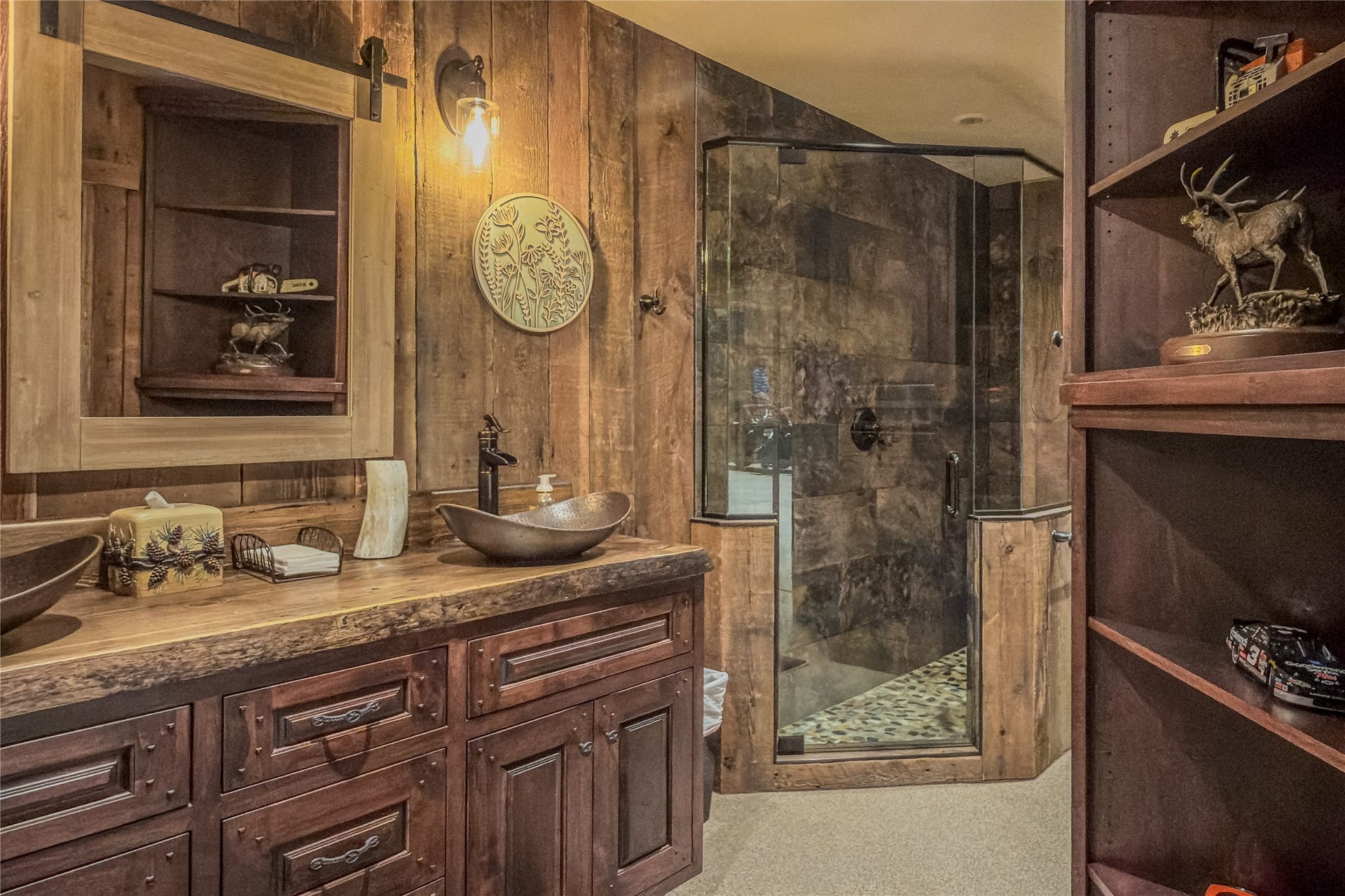 12890 Carney Ranch Road, Bigfork, MT 59911 12890 Carney Ranch Road, Bigfork, MT 59911