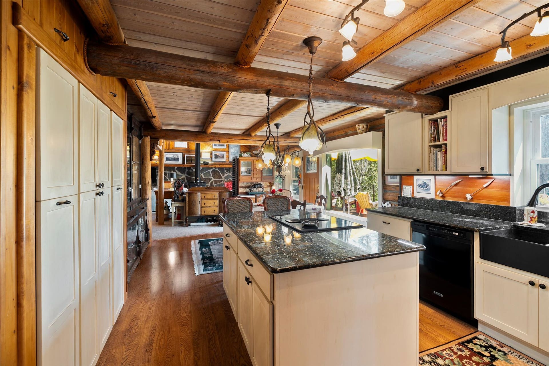 14259 Sunburst Drive, Bigfork, MT 59911 14259 Sunburst Drive, Bigfork, MT 59911