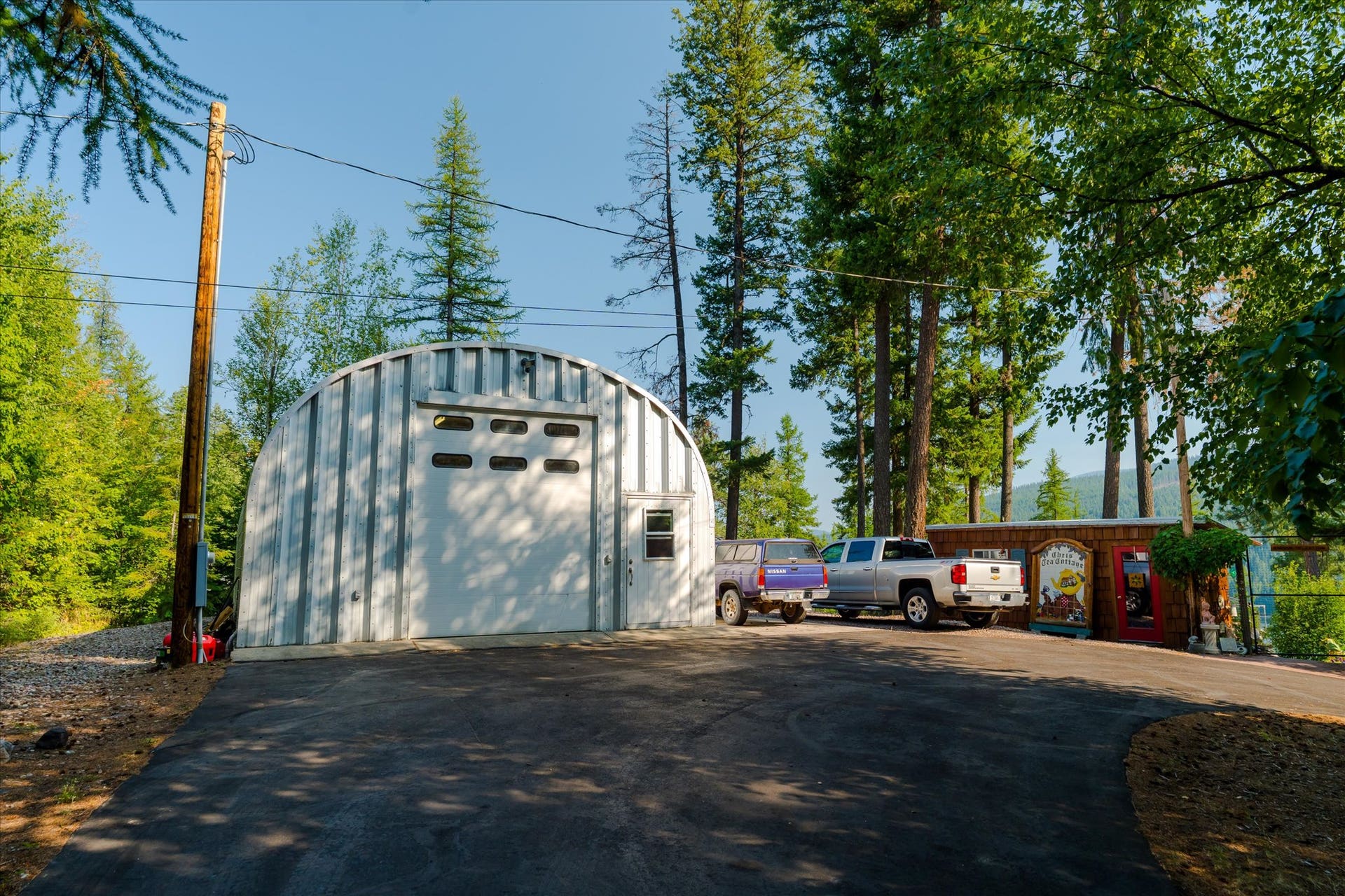 14259 Sunburst Drive, Bigfork, MT 59911 shop