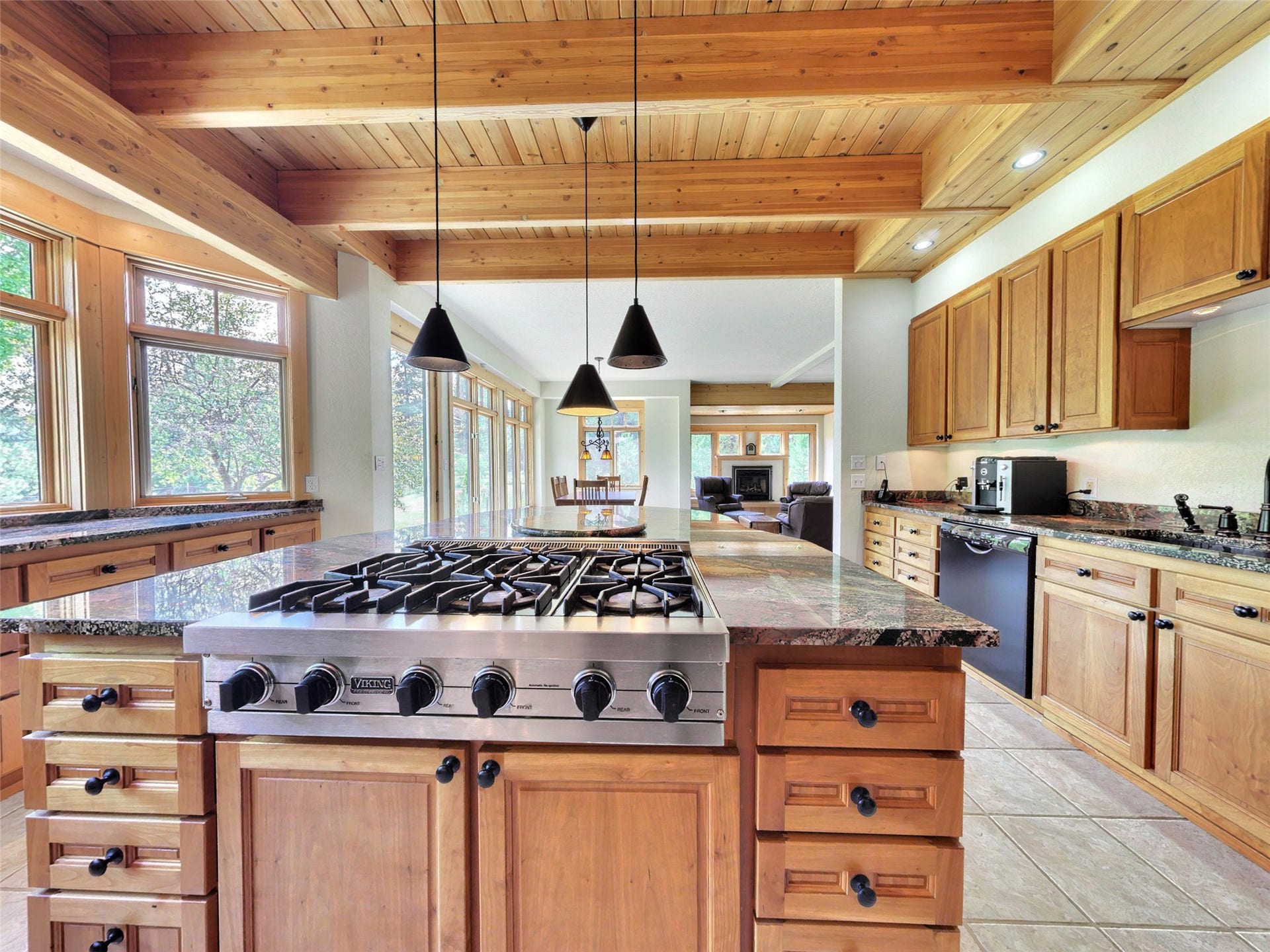 2 Ridge Lane, Trout Creek, MT 59874