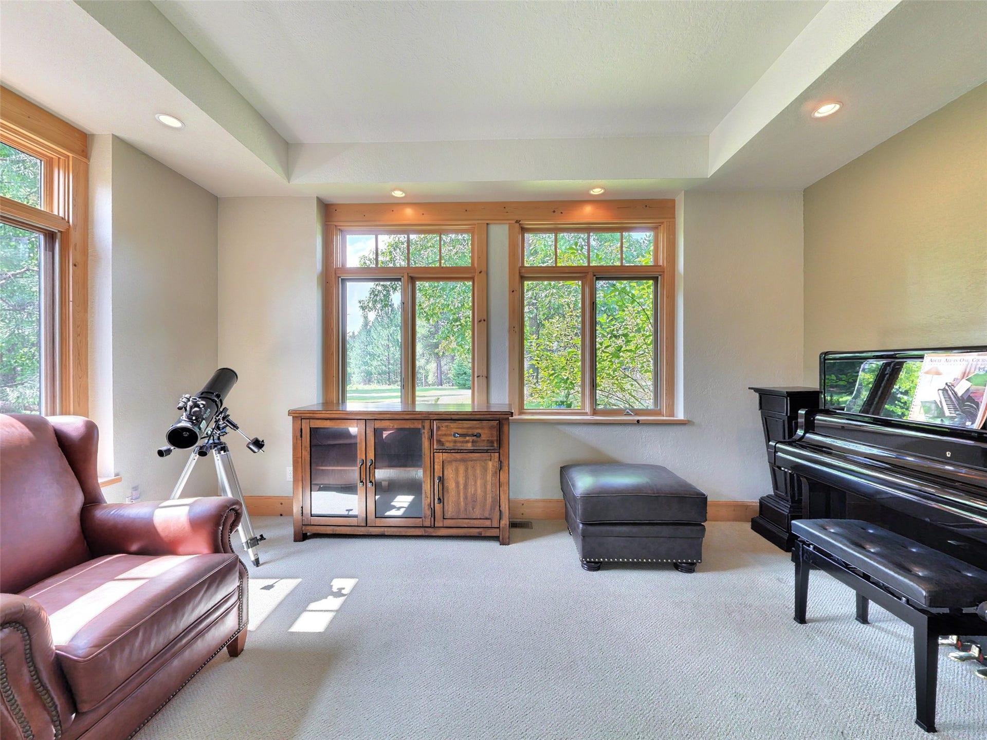 2 Ridge Lane, Trout Creek, MT 59874