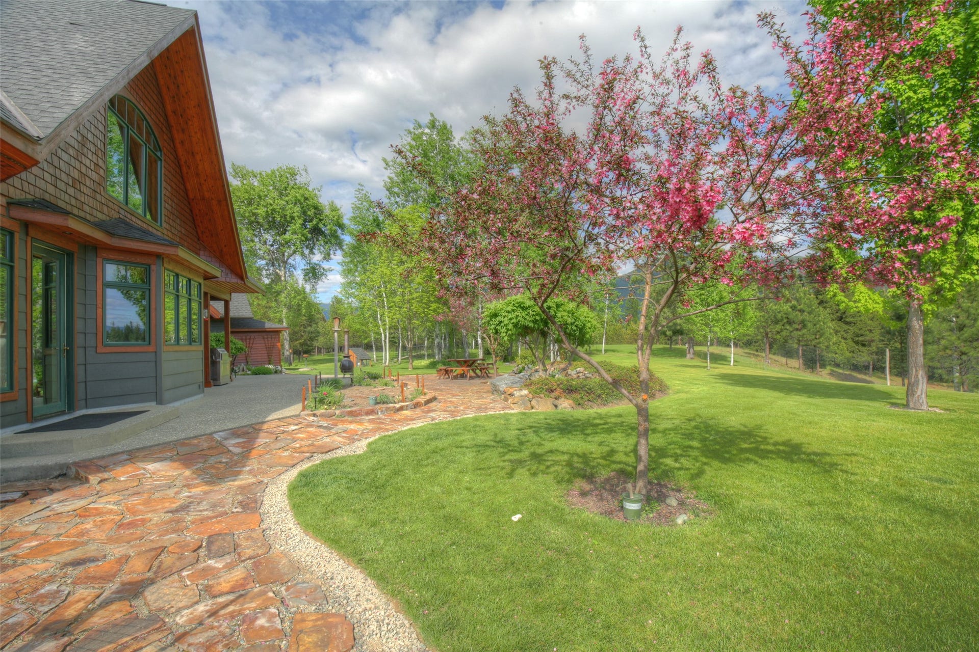 2 Ridge Lane, Trout Creek, MT 59874