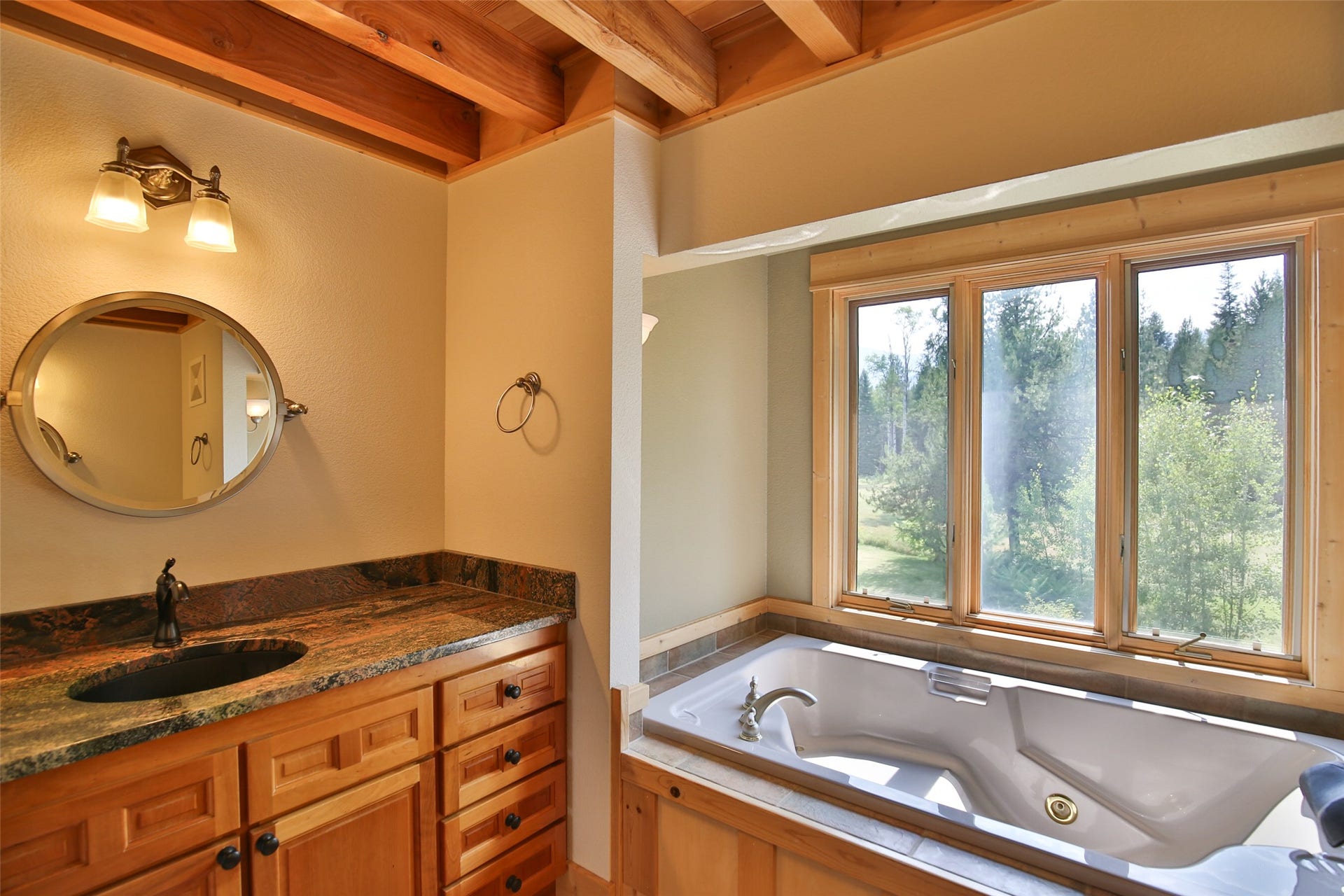 2 Ridge Lane, Trout Creek, MT 59874