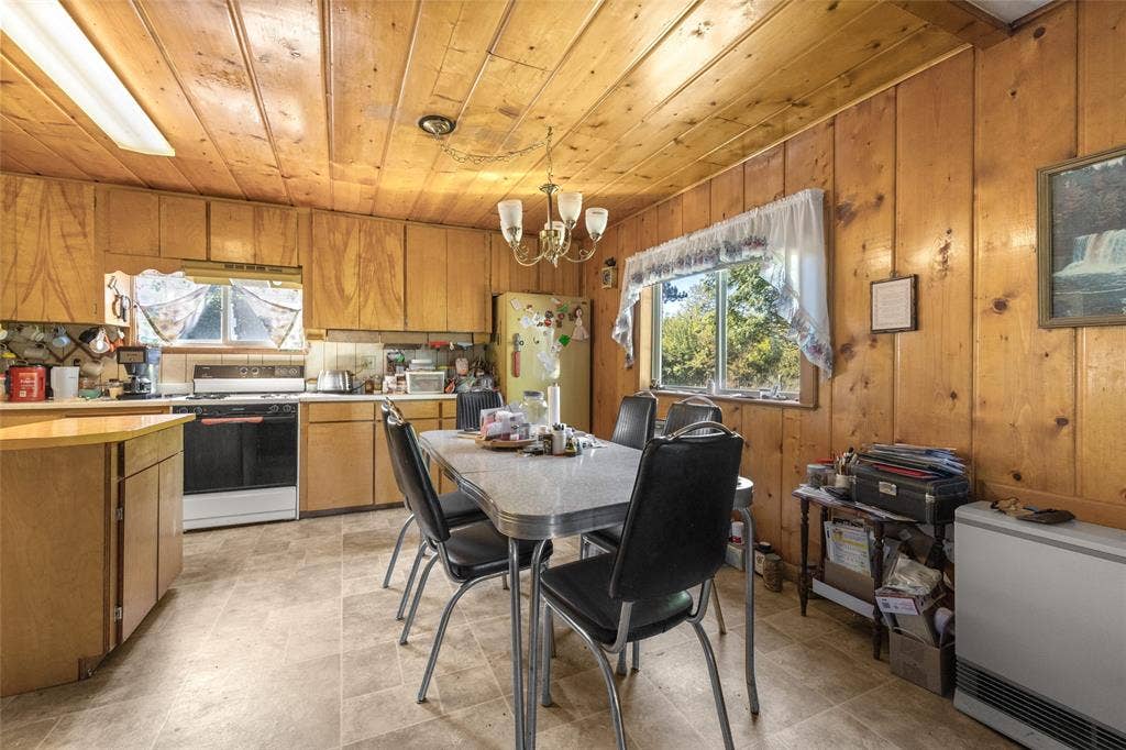 628 Kelley Road, Columbia Falls, MT 59912 628 Kelley Road, Columbia Falls, MT 59912