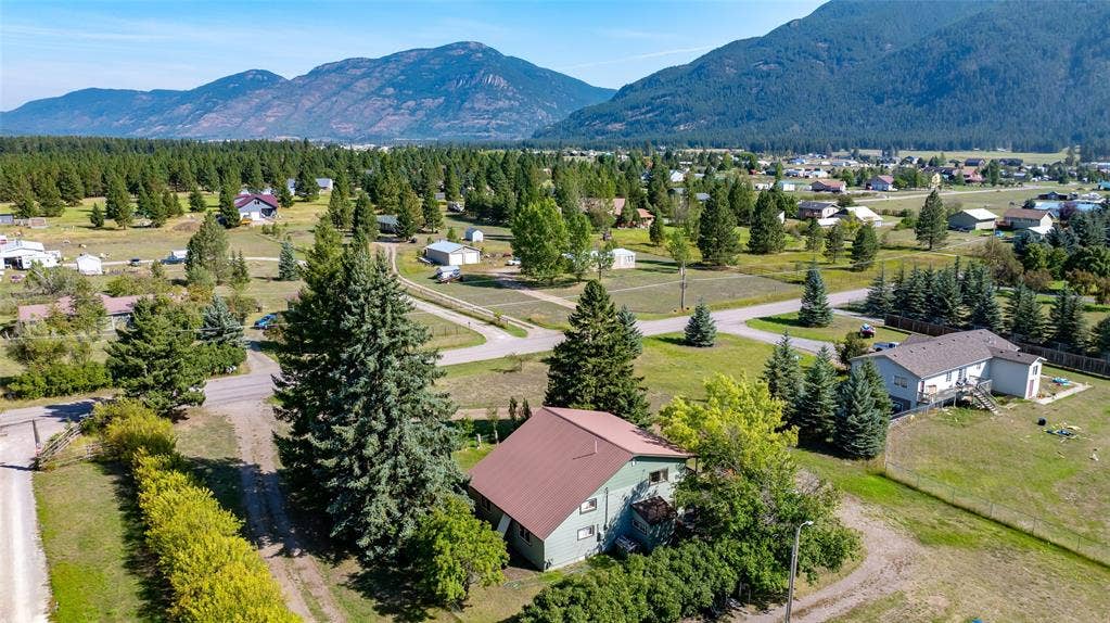 628 Kelley Road, Columbia Falls, MT 59912 628 Kelley Road, Columbia Falls, MT 59912