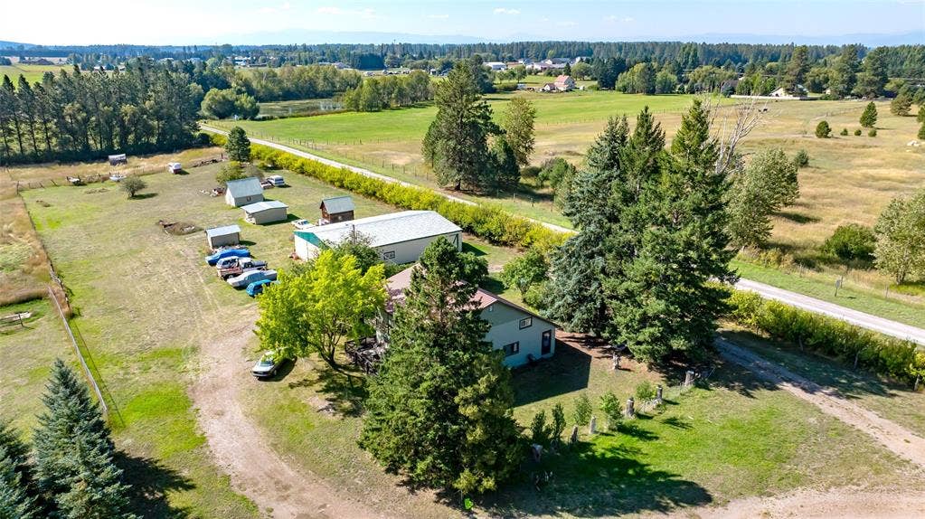 628 Kelley Road, Columbia Falls, MT 59912 628 Kelley Road, Columbia Falls, MT 59912