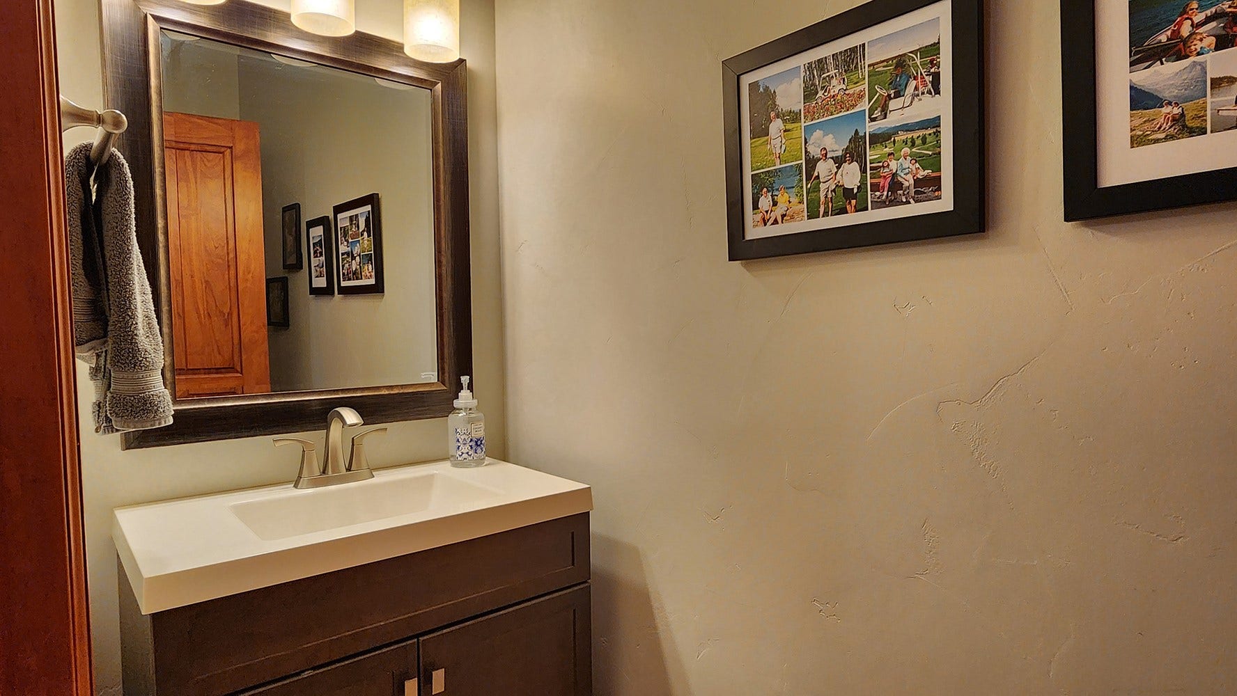 154 S Crestview Terrace, Bigfork, MT 59911 Main Floor Half Bath