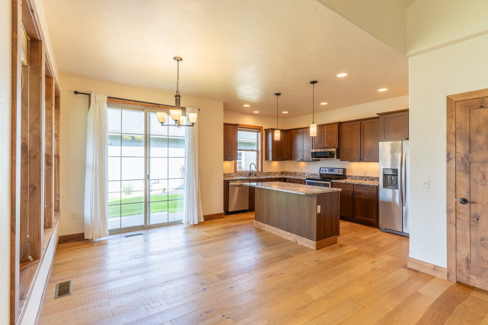 204 Bluebunch Court, Bigfork, MT 59911 Dining with covered back porch access