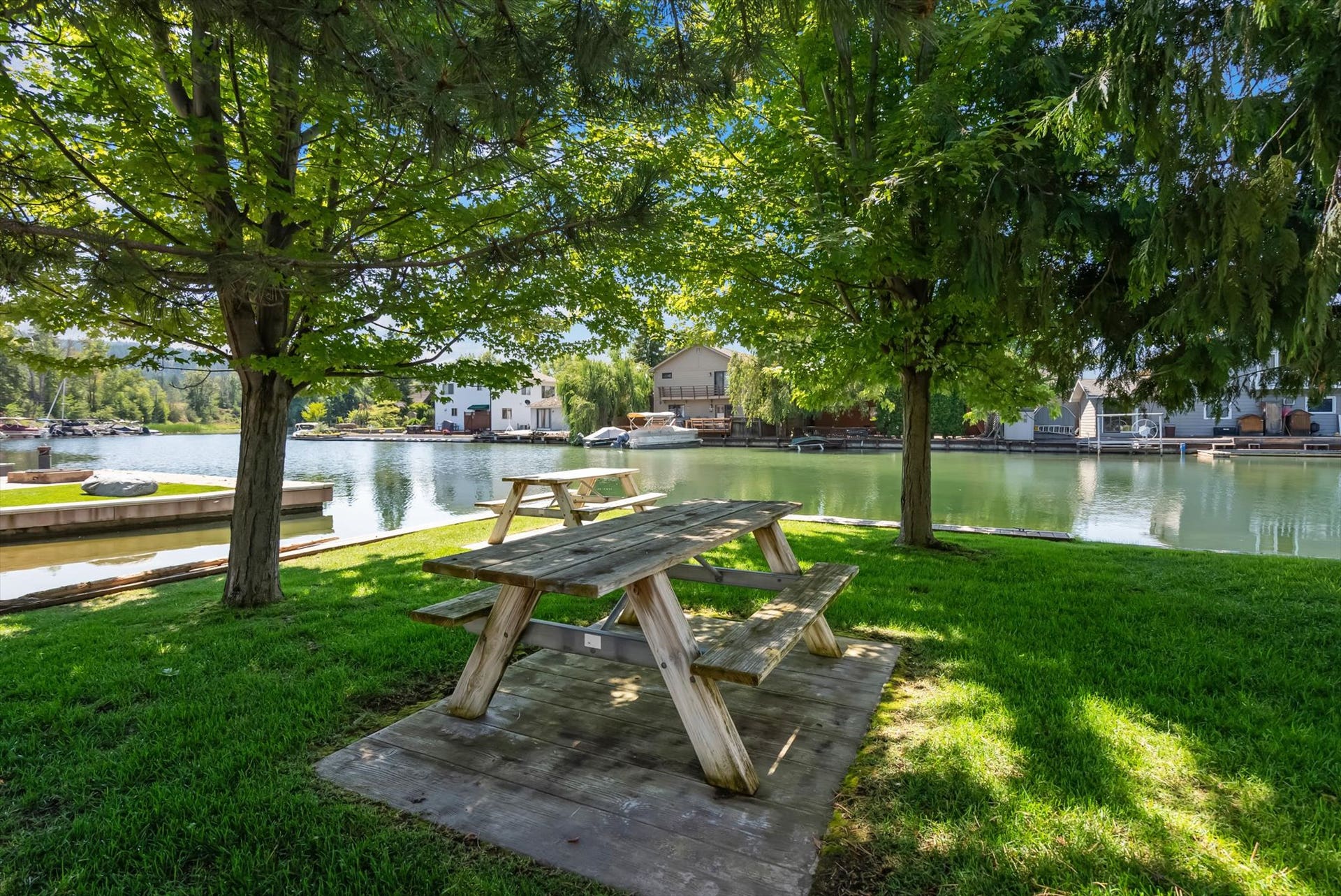 204 Bluebunch Court, Bigfork, MT 59911 Ponderosa Boat Club amenities - Boat launch /lake access park area