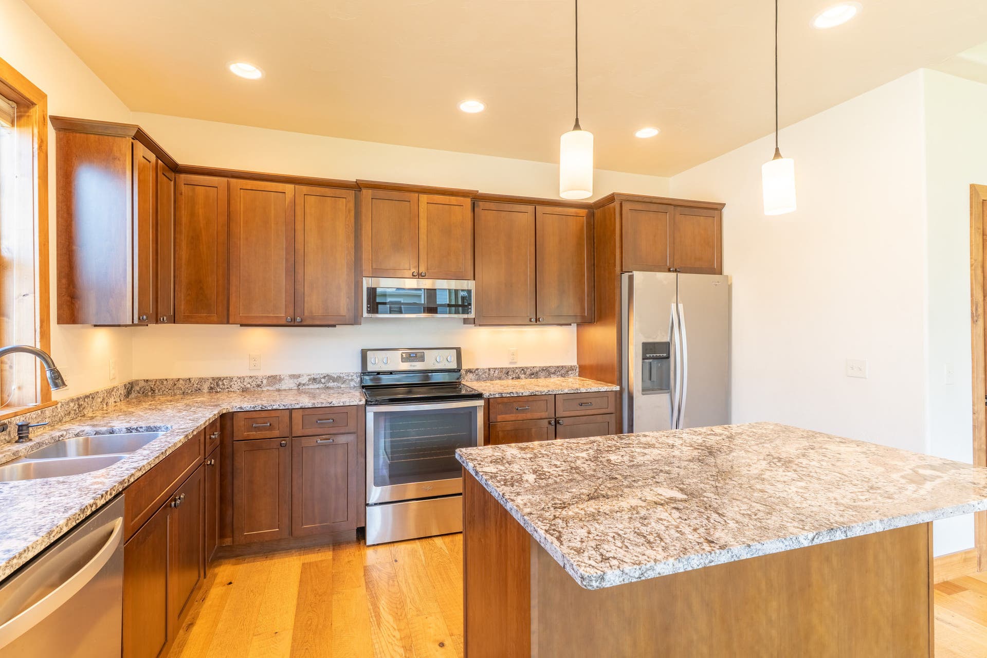 204 Bluebunch Court, Bigfork, MT 59911 Granite countertops, stainless steel appliances and natural light