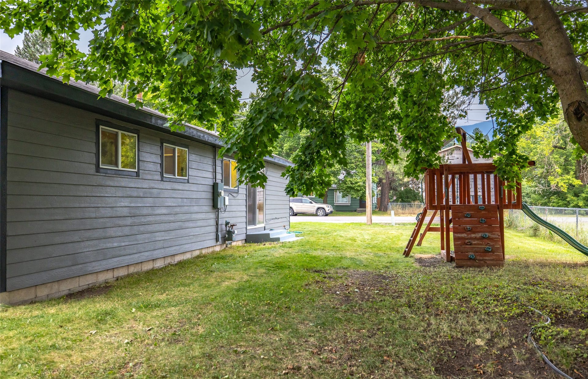 1134 3rd Avenue W, Columbia Falls, MT 59912