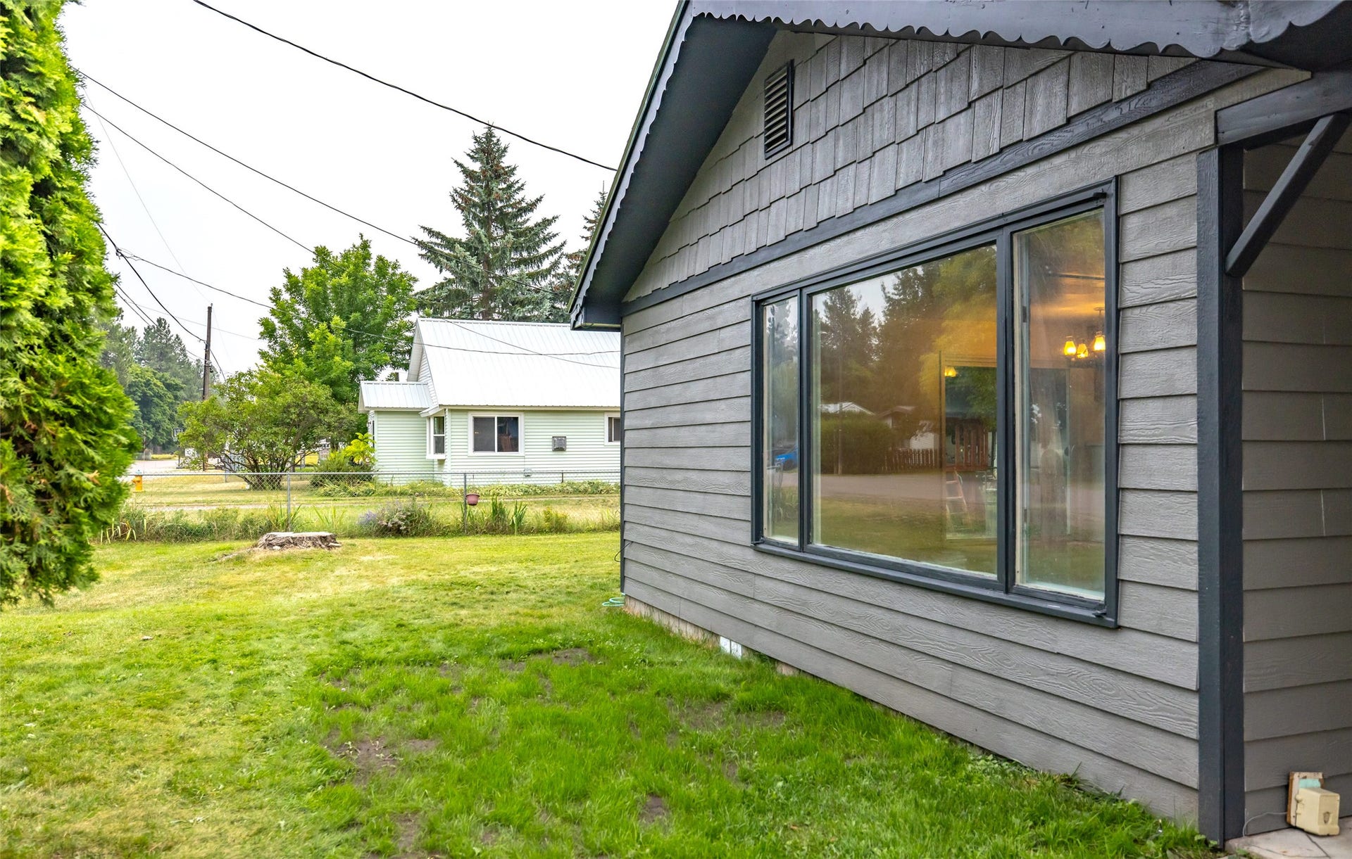 1134 3rd Avenue W, Columbia Falls, MT 59912