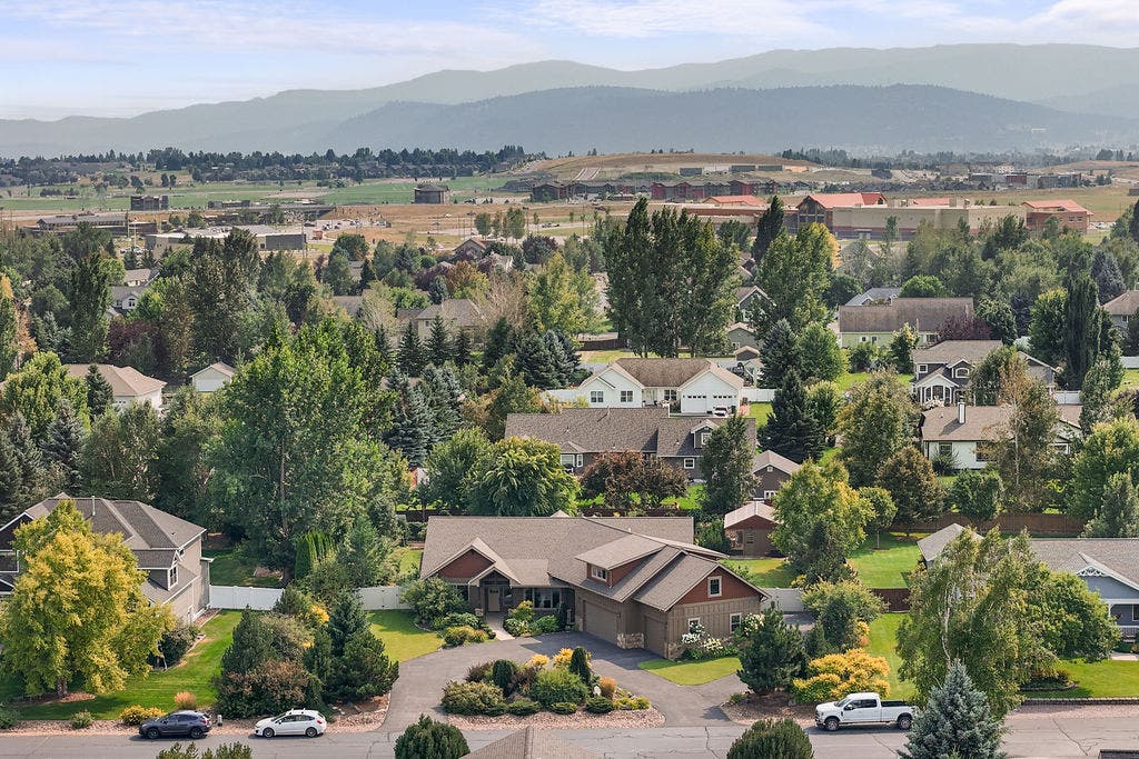 26 Logan Way, Kalispell, MT 59901 26 Logan Way, Kalispell, MT 59901