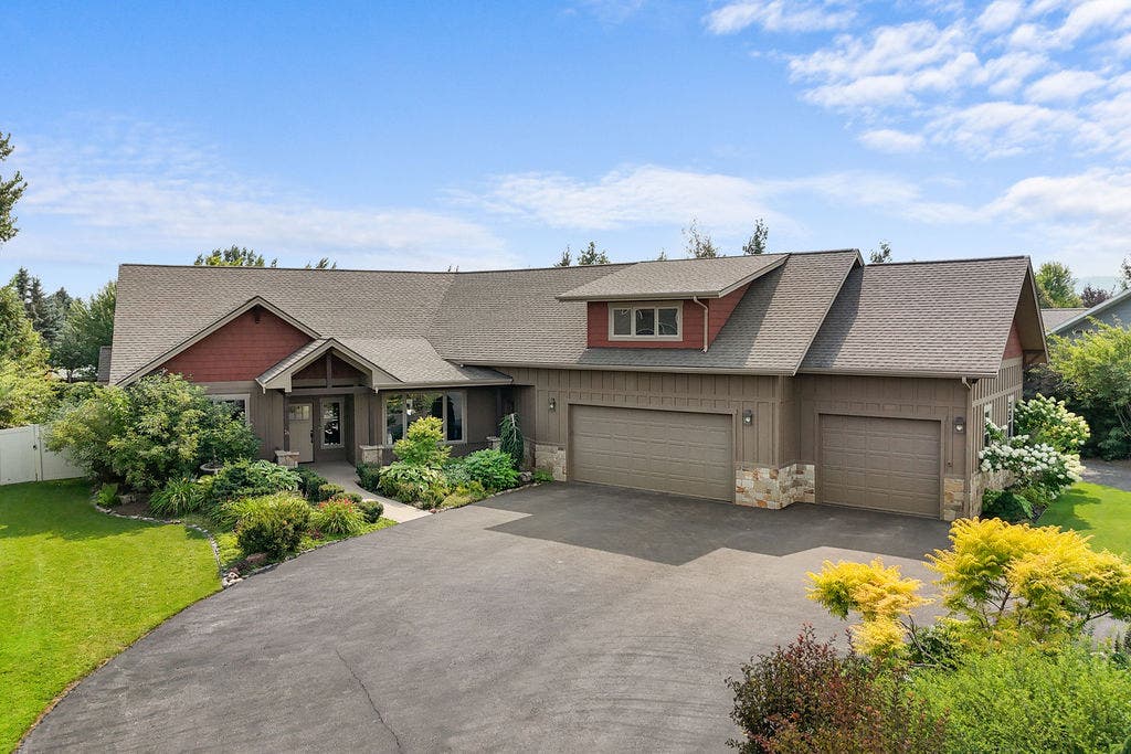 26 Logan Way, Kalispell, MT 59901 Front