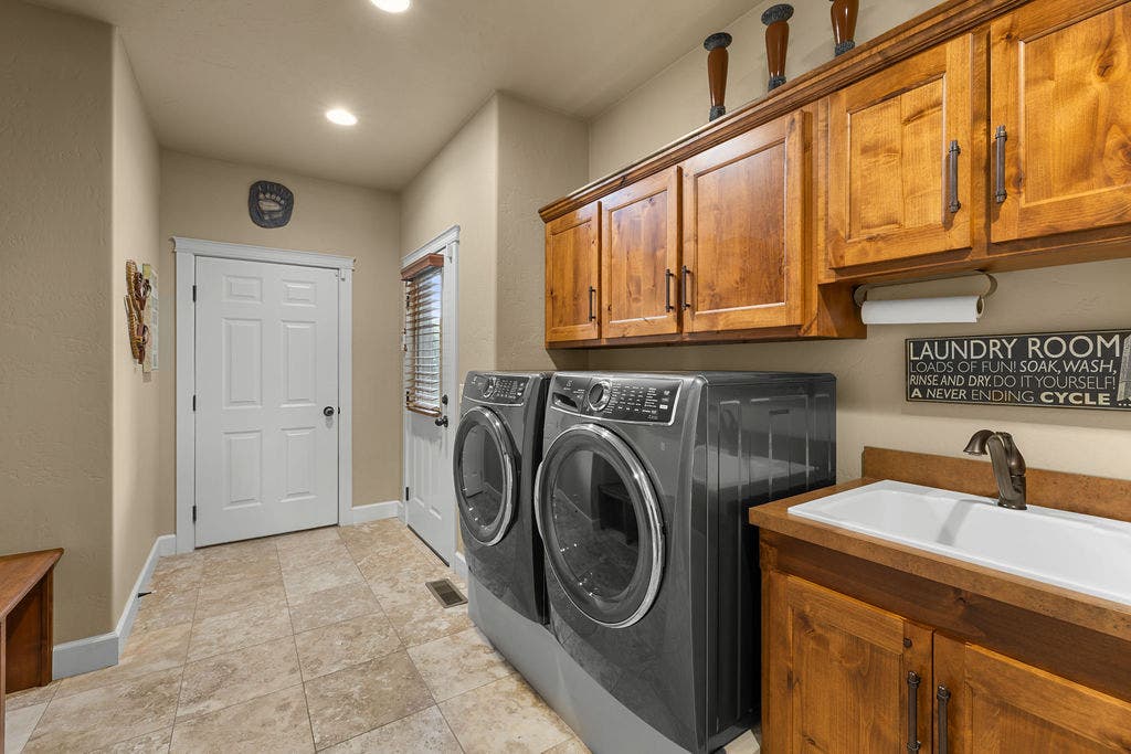 26 Logan Way, Kalispell, MT 59901 26 Logan Way, Kalispell, MT 59901