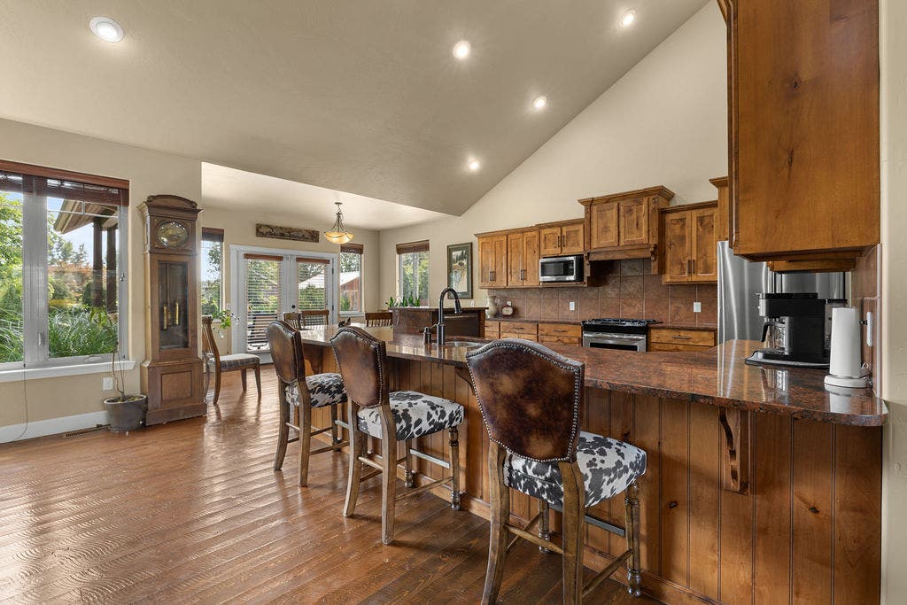 26 Logan Way, Kalispell, MT 59901 26 Logan Way, Kalispell, MT 59901