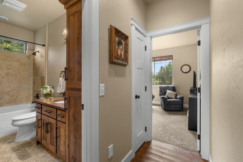 26 Logan Way, Kalispell, MT 59901 26 Logan Way, Kalispell, MT 59901