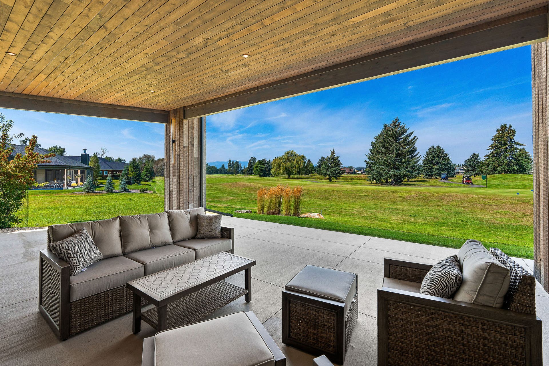 1283 Lake Pointe Drive, Bigfork, MT 59911 T&G pine ceiling