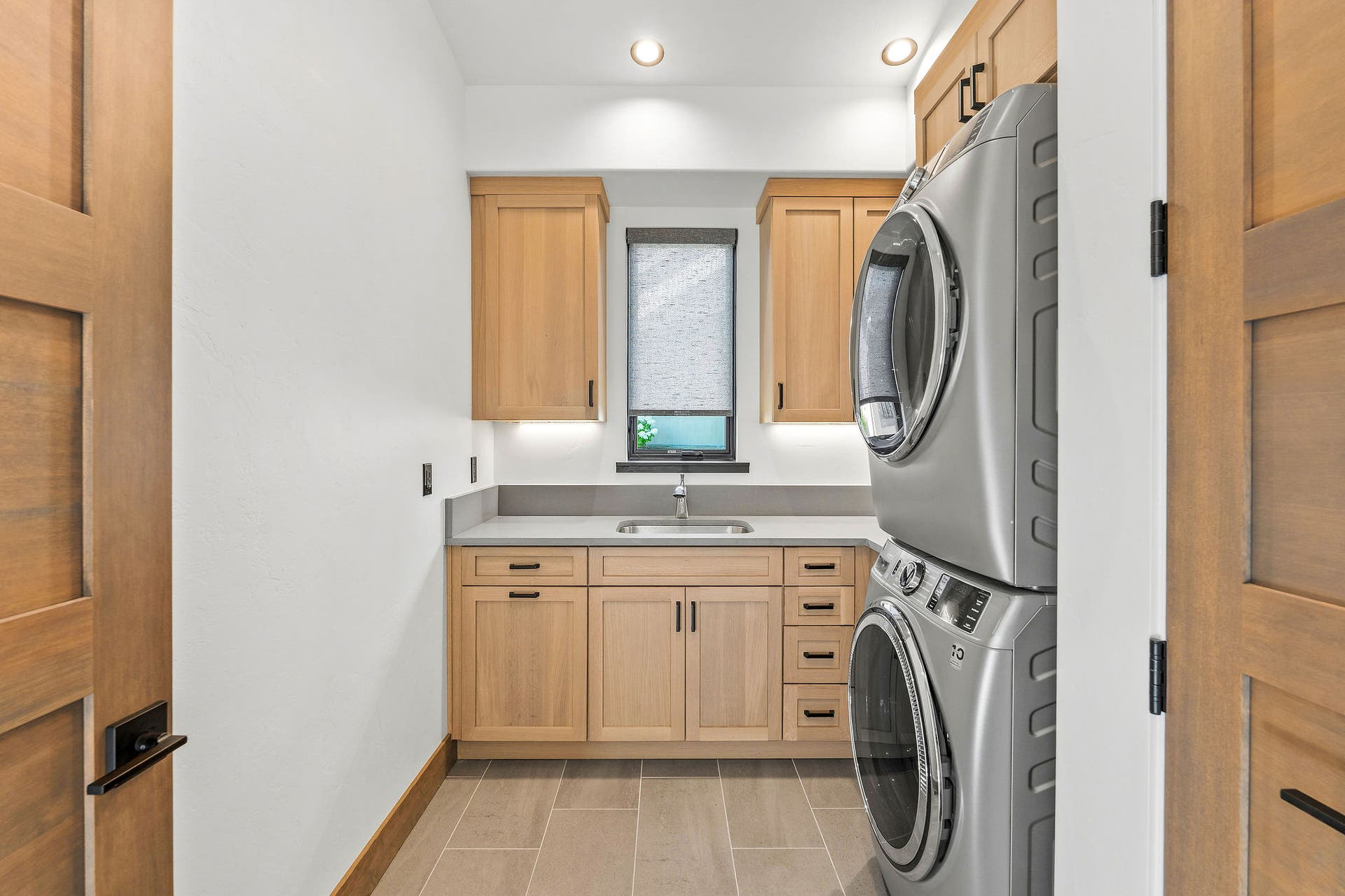 1283 Lake Pointe Drive, Bigfork, MT 59911 Honed quartz countertop, tile flooring, ample storage