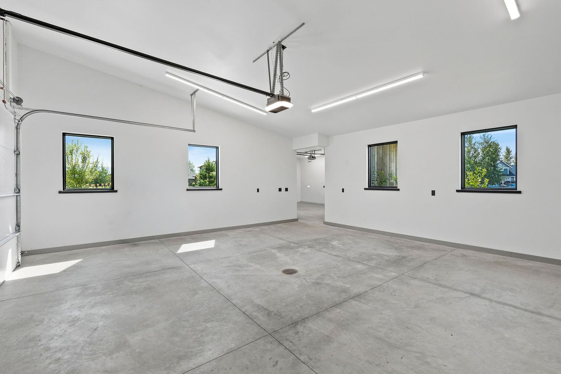 1283 Lake Pointe Drive, Bigfork, MT 59911 Double car garage space