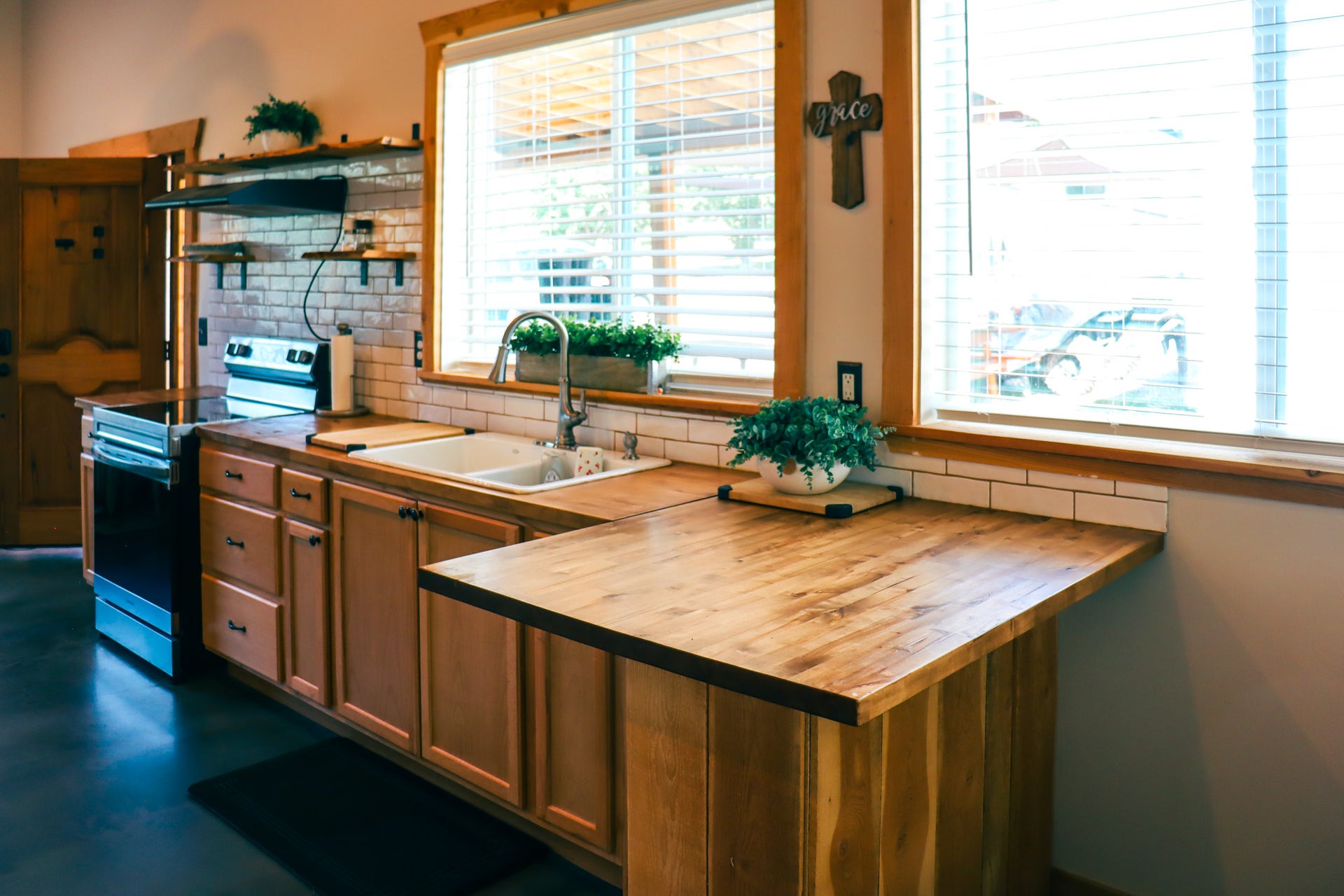 23726 MT Hwy 35, Bigfork, MT 59911 23726 MT Hwy 35, Bigfork, MT 59911
