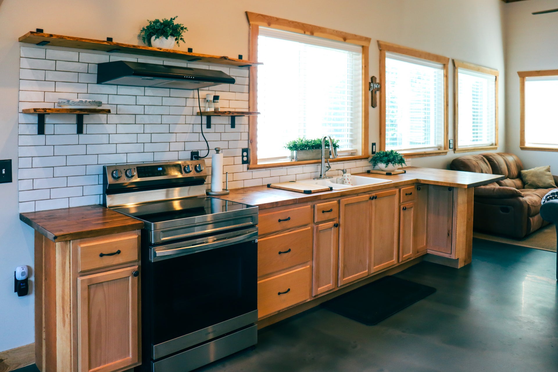 23726 MT Hwy 35, Bigfork, MT 59911 23726 MT Hwy 35, Bigfork, MT 59911