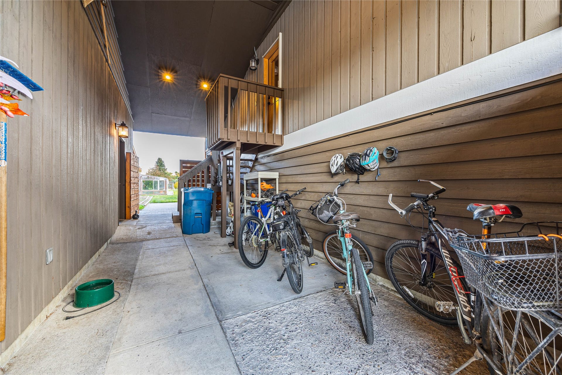 Breezway-entrance to basement and stairs to kitchen