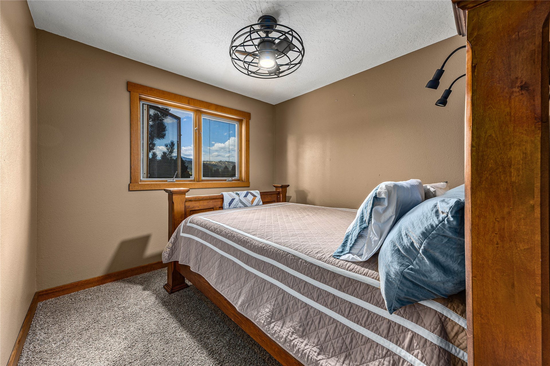Main level bedroom